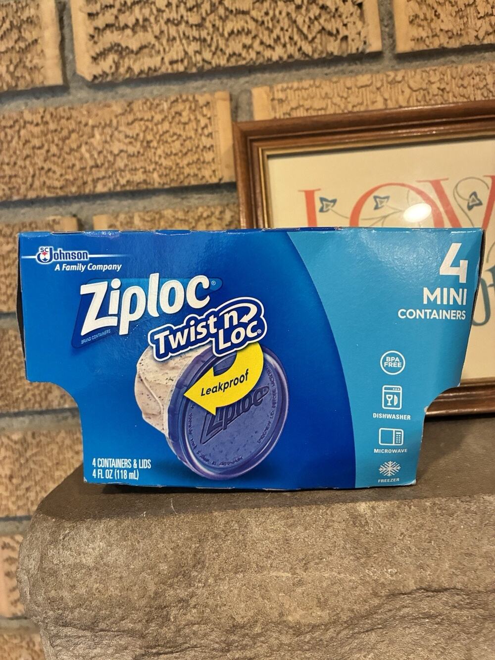 NEW Ziploc Twist n Loc Mini 4oz Containers 4 Pack Lids Discontinued‎ Round